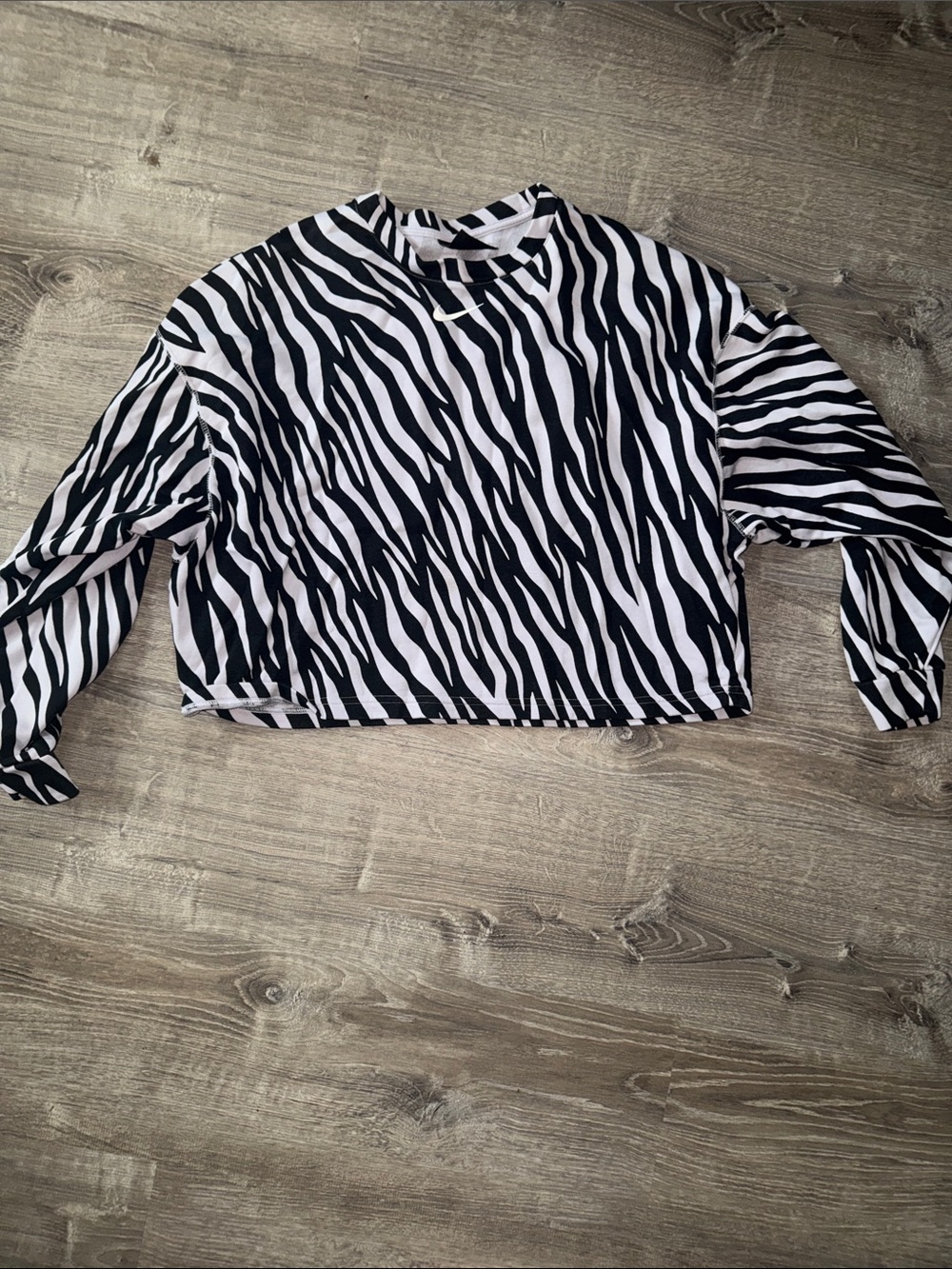 Nike Black & White Zebra-Print Cropped Hoodie
